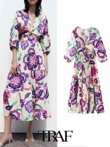 Robes décontractées basiques TRAF Femmes Robe Mode Imprimé Popeline Midi Découpe Avec Manches Moyennes Et Longues Robe Femme Dame Femme Robe 230620