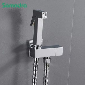 Juego de accesorios de baño Samodra Bidet Ducha Montado en la pared Rociador de inodoro Latón Aleación de baño Negro Grifo de autolimpieza de mano 231216