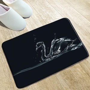 Alfombrillas de baño Patrón de impresión de cisne negro Mat de baño Baños de la cocina Bienvenida Flanela Alfombras sin deslizamiento Decoración del hogar lavable