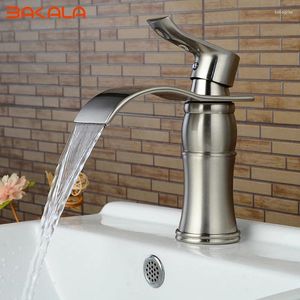 Robinets de lavabo de salle de bain bakala Bascall Spout Robinet Single Hand Handle Vanity Mixer Tap Deck Mounted Brackshed Nickel LH-551L