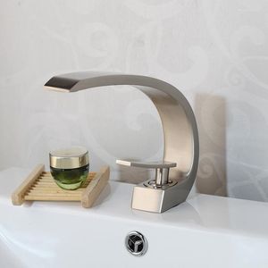 Grifos de lavabo de baño, grifo de lavabo moderno, recipiente de bronce frotado con aceite, barra húmeda, grifos mezcladores de una sola manija