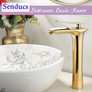 Grifos de fregadero de baño grifo dorado cuenca de agua ajustable y fría bañera baños accesorios de grifos