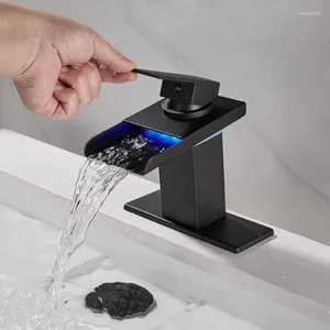Robinets de lavabo de salle de bains Robinet de lumière LED 1 trou Bec de cascade noir 3 couleurs changeantes avec ensemble de vidange et mélangeur d'eau froide