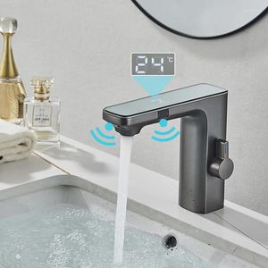 Robinets d'évier de salle de bains de luxe gris argenté, capteur LCD intelligent, robinet de lavabo en alliage de Zinc monté sur le pont, mitigeur d'eau froide, robinet de baignoire