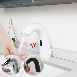 Grifos de lavabo de baño Yanksmart Grifo automático sin contacto Sensor de movimiento electrónico Manos libres Mezclador de lavabo Grifo de agua