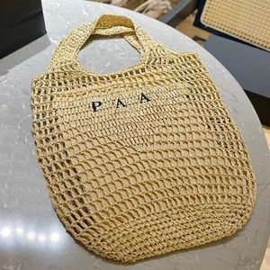 Sac de plage Sac de paille Sac tissé en raphia tressé pour femme Grande capacité Fourre-tout décontracté Sac à main Creux Sac de vacances d'été Sac de mode Rangement pratique Été Lafite herbe