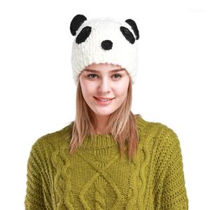 Beanie Skull Caps Cute Panda Gorros Sombreros de invierno para mujer Beanie Hat Novedad Bonnet Femme1310W