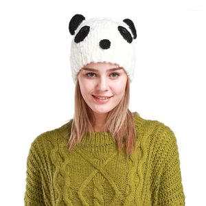 Beanie Skull Caps Cute Panda Gorros Sombreros de invierno para mujer Beanie Hat Novedad Bonnet Femme1305m