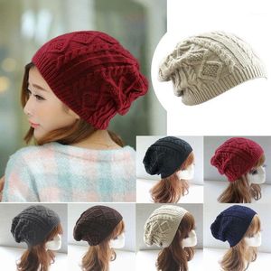 Bonnets Bonnet/Crâne Casquettes Femmes Conception Twist Motif Chapeau D'hiver Chandail Tricoté Mode Bonnet Chapeaux Pour 6 Couleurs Gorros Y1 Q11