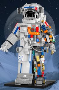 Bearbrick Astronaut Expression Puzzle Building Blocks Minifigs Astronaut Assembled Kids Toys Adult Semi perspective Mechanical Handmade Home Accessories Gift
