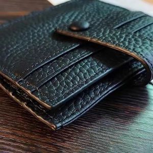 Beau porte-carte de crédit en cuir véritable Slot Designer Cases Mini portefeuille en cuir véritable de première classe Excellente qualité Hommes Femmes Porte-cartes Porte-monnaie avec boîte