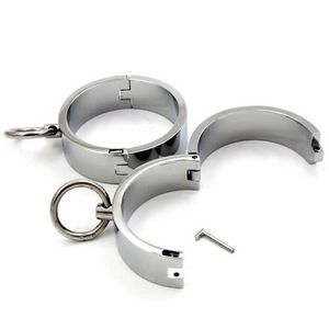 Artículos de belleza 304 Acero inoxidable con cerradura Muñequera Esposas Restricciones Fetiche Esclavo BDSM Bondage Adulto Tienda sexy para parejas Productos