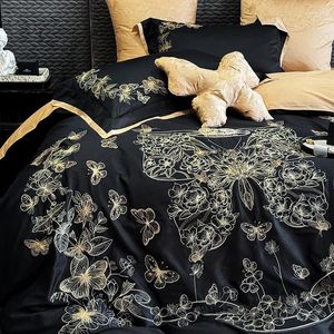 Conjuntos de ropa de cama Confort Lujoso Ultra Suave 1000TC Algodón egipcio Calidad 4 piezas Mariposa Negro Blanco Juego de funda nórdica Sábana plana Fundas de almohada