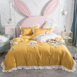 Juegos de ropa de cama Evich Plain Plain Pactter amarillo con cubierta blanca de colchas para almohadas de almohada