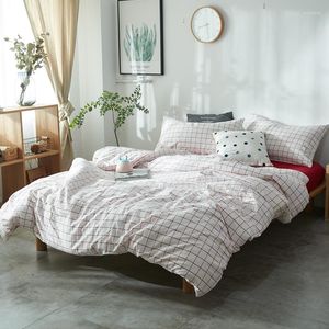 Ensembles de literie ensemble de chambre à coucher frais Style Vintage tissu de coton lavé blanc housse de couette à carreaux 3/4 pièces linge de lit rouge drap-housse