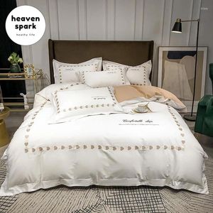 Conjuntos de ropa de cama Luxury egipcio bordado de algodón nórdico cubierta sábanas y fundas de almohadas Sabanas de Couette 220x240 SUPERKING Tamaño 4pcs