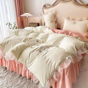Ensembles de literie Luxury Broidered Soft Brossed Washed Princess Set Lace Ruffles Quilt / Dowvet Cover Lit Jirt ou Linet Withers