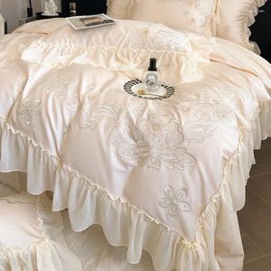 Ensembles de literie broderie tridimensionnelle 120 g/m² coton 4 pièces ensemble jupe de lit bord en dentelle Style princesse en gros