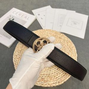 Ceinture concepteur ceinture de luxe Blants de marque ceintures pour femmes designer en couleur solide lettre de conception de haute qualité Styles de matériau en cuir 4 styles 105-125 cm très bien
