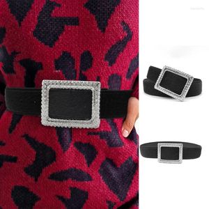 Ceintures délicates boucle carrée ceinture de taille femmes strass large ceinture pour femme chemise chemisiers manteau décor en gros