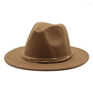 Bérets 17 Couleurs Vintage Rétro Plaine Teinté Laine Feutre Noir Femmes Chapeaux Plat Bord Fedora Chapeau En Gros Classique Unisexe Jazz Trilby