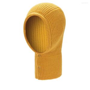 Boinas 2023 Otoño Invierno Botón de color simple Hombres Mujeres Sombrero de punto Cálido Protección del cuello con capucha Bufanda Bonnets al por mayor