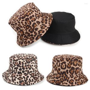 Bérets 2023 Cotton Four Seasons Leopard Print Bucket Hat Fisherman Outdoor Travel Cap pour hommes et femmes 113