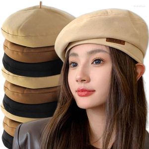 Boinas Otoño Invierno gorras de lana gorro de artista francés sombreros de fieltro cálidos boina mujer sombrero octogonal sólido moda chica Sboy Cap