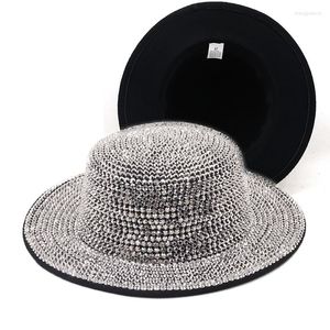 Bérets Full Diamond Réglable Plat Top Fedora Hat Bling Rignestone Panama Femmes Men Wide Brim Felt Jazz Chapeaux Wholesale Summer Winterberets