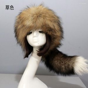 Boinas Gorro de piel de mapache Gorros de invierno para mujer Multicolor Suave Moda de alta calidad Cálido mongol ruso con colas