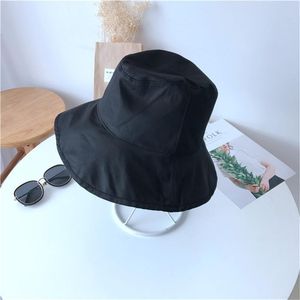 Boinas Productos de primavera Versión coreana simple y suave Temperamento Sombrero de pescador Mujer HighCold Literary Student Summer CapBerets