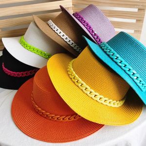 Bérets en gros Super qualité été Cowboy disquette Cloche couleur correspondant Panama chaîne acrylique chapeau de paille Fedora casquette de plage