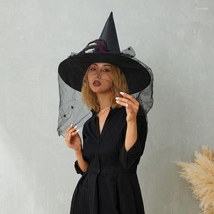 Boinas Sombrero de bruja blanco y negro de Halloween para mujer Flor de plumas vintage con velo para cosplay Fiesta de vacaciones Vestido de fiesta