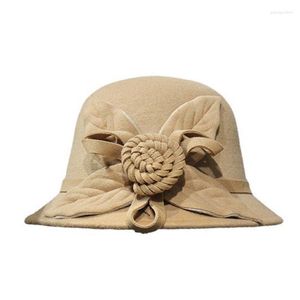 Boinas de lana, sombrero de cubo, sombreros de invierno para mujer, elegante fieltro, sol, Floral, boina francesa para mujer, gorra con lazo de flor de otoño