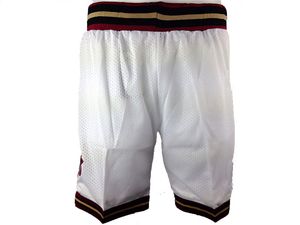 Men de mejor calidad Menores Nuevos pantalones cortos deportivos de baloncesto de baloncesto sudor-absorbente que se dirige a los pantalones cortos de chándal poliéster transpirable