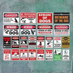 Cuidado con el letrero de chapa para perros Advertencia Letrero de metal Guard Dog Sign Decoración de pared Letrero de patio No invadir Letreros de metal para perros Kennel Art Decor letreros personalizados metal al aire libre 30X20CM w01