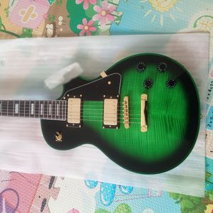 Guitare électrique verte à cercle noir, face avant du corps, placage en érable flammé 3A, matériel électronique doré, touche en palissandre, logo vert, reliure verte, en stock