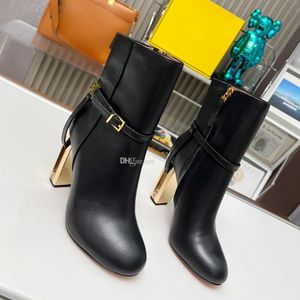Botas de tobillo de tacón alto de cuero genuino negro top diseñador de mujer botas de decoración con hebilla de tacón con cremallera lateral de metal dorado botines de moda zapatos de fábrica