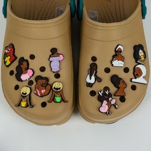 Black Lives Matter Shoe Charms BLM Black Magic Girls Mujeres PVC Pins Zapatos Decoraciones para Croc Pulsera Pulseras Baby Boy Girl Party Favors Regalos de cumpleaños DHL