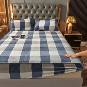 Mantas 1pc colchón de la cubierta espesada sábanas de cama de cama estampadas en terciopelo
