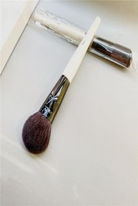 Brocha de maquillaje para colorete, cerdas de cabra naturales suaves de lujo, resaltador de polvo redondo para mejillas, cepillo cosmético de belleza Tool6680887