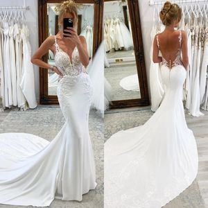 Boho Mermaid Boda 2024 Vestidos Sexy sin espalda sin mangas larga Satin Bodal Vestida Apliques Spaghetti Summer Beach Bride Wear White Mariee de Mariee