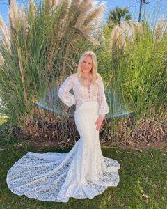 Robes de mariée Boho 2023 robes de mariée en dentelle sirène chapelle jardin château image réelle ivoire blanc mariée inspiration vibes col en V profond manches bouffantes dos nu plage