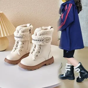 Botas 2024 Fashion Girls Cool Versátil Niños Tobillo Nieve Antideslizante Transpirable Negro Zapatos para niños Esquí