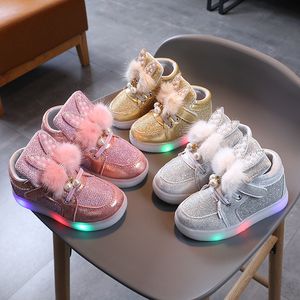 Bottes Chaussures pour enfants LED Lumières Filles lumineuses Diamant coloré avec dessin animé bébé 221121