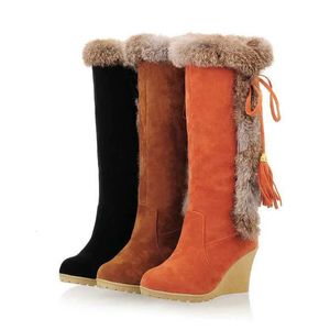 Bottes Comemore Wedge longues femmes bottes australie chaussures pour femmes plate-forme en peluche chaussures d'hiver dames chaussons cuissardes talons hauts haute Sexy 231123