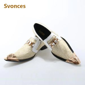 Boots Fashion Gentleman Drying Chaussures Metal Pointed Toe Patchwork Crystal Designer Wedding Party Shoes personnalisées Chaussures Men Plus taille