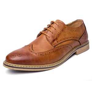 Boots Nouveau 2021 Leather Brogue Mens Flats Chaussures Casual British Style British Men Oxfords Fashion Brand Dress Chaussures For Men 6 Color