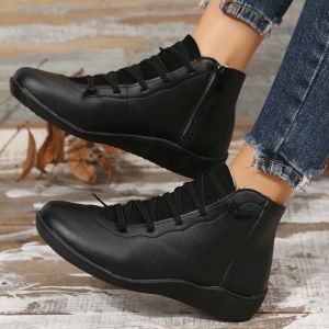 Botas Mujeres Botas de tobillo de cuero corto Chelsea Flat Flat Sneakers Boots Combate Boots Black Vintage Mocasin Free Shipping Plussize