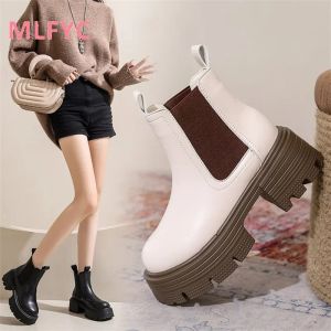 Boots Femmes Spring et automne Single Boot Rond Round Sole Sole Sole Pipe de la manche Middle Boots Coffee Boots Boots Mujer